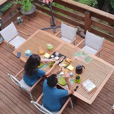 D'hotes Le Bois Des Frenes Bed & Breakfast 3*