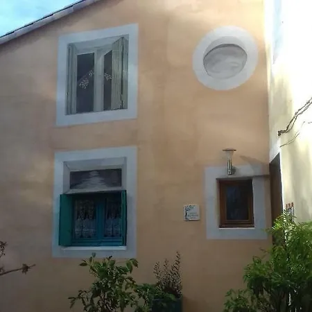D'hotes Le Bois Des Frenes Bed & Breakfast