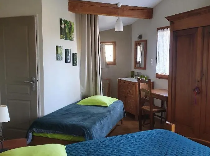 D'hotes Le Bois Des Frenes Отель типа 