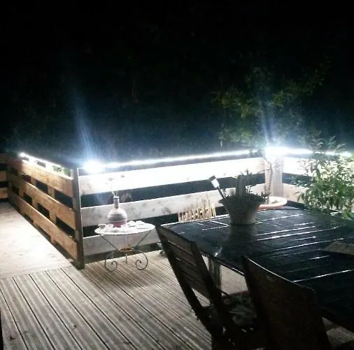 D'hotes Le Bois Des Frenes Отель типа 
